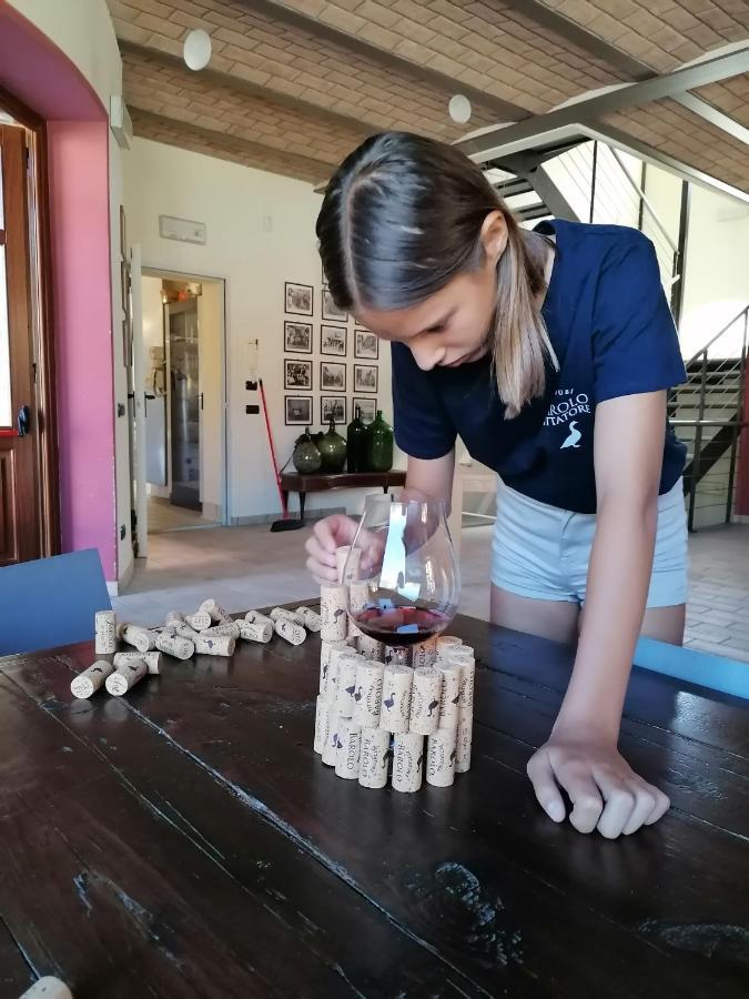 Agriturismo Il Gioco Dell'Oca Barolo Exteriör bild